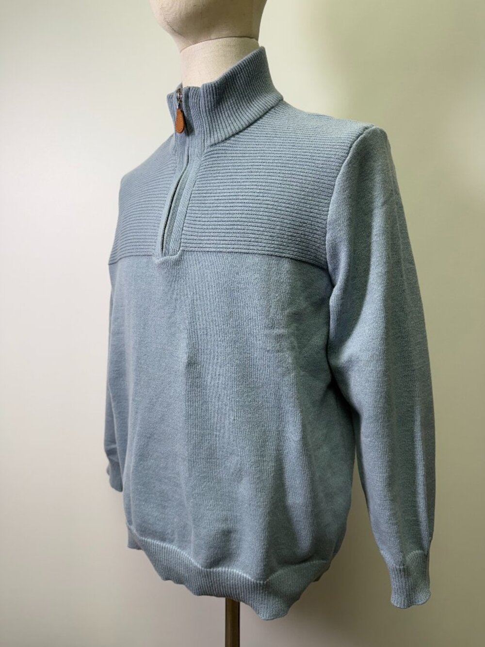 PJ Paul Jones Men’s XL Light Blue Ribbed Quarter Zip Pullover Sweater NWT